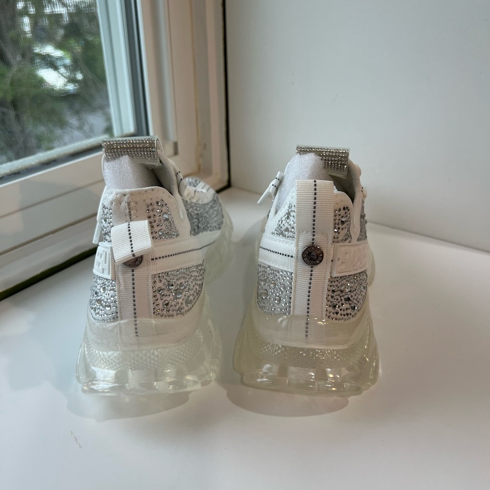 Steve Madden Silver and White Crystal Knit Maxima Sneakers 8 fit US 7 - Picture 5 of 10